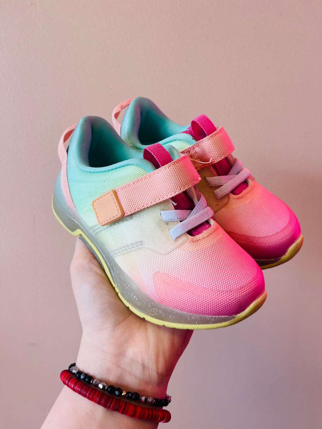 (8) Cat & Jack Rainbow Light Up Shoes Girls