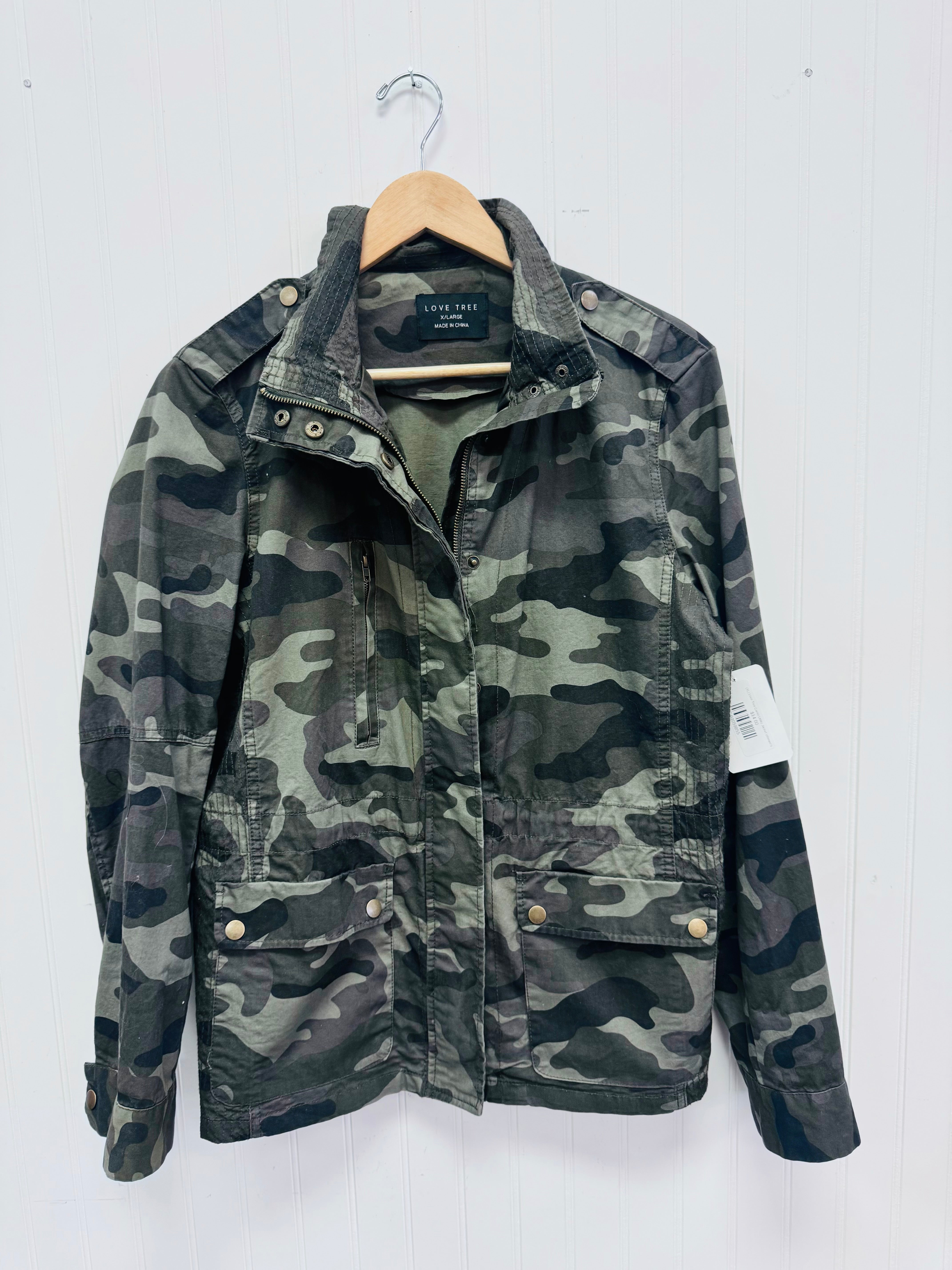 Love tree camo jacket deals