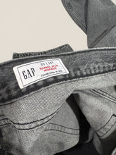 Load image into Gallery viewer, (16 Short) Gap Gray Barrel Jeans