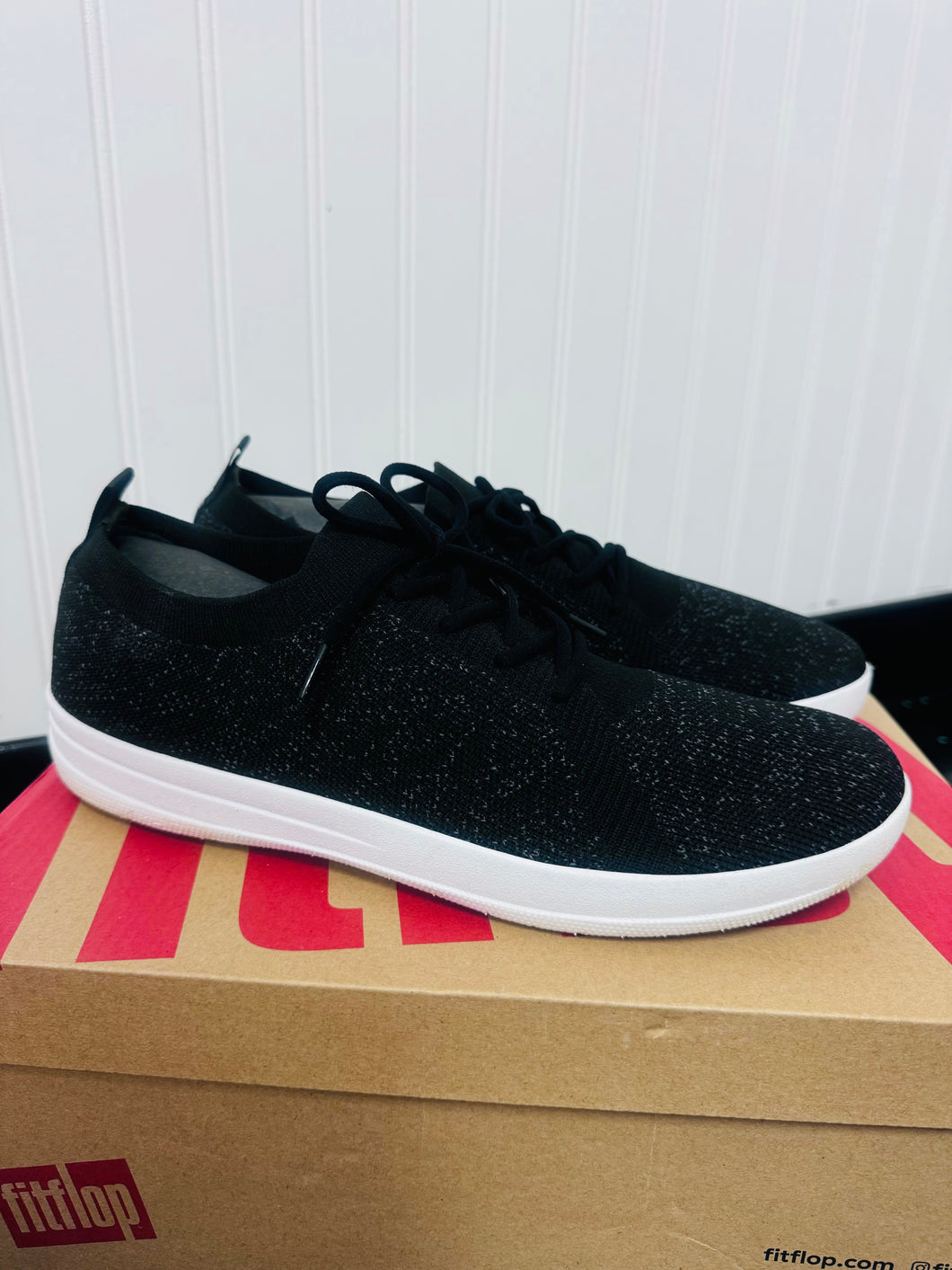 (12) FitFlop Black Sneaker Women's