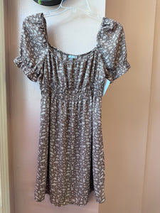 (M) Iris Brown Floral Dress Womens