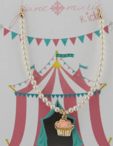 14" Kids Pearl Beaded Necklace w Cupcake Druzy