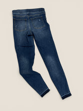 Load image into Gallery viewer, (S) SPANX Dark Denim High Rise Pull on Skinny