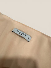 Load image into Gallery viewer, (L) MM LaFlauer Peach SIlk Top