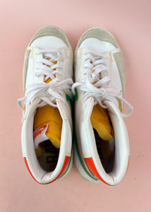 (12) Nike White Blazer Mid 77 Green Sneaker Men's