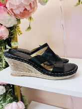 Load image into Gallery viewer, (11) Born Black Leather Wedge Sandal