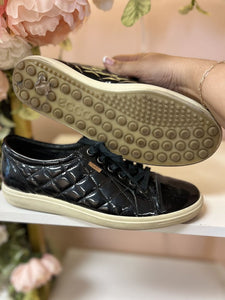 (10.5) Ecco Black Patent Sneakers Womens