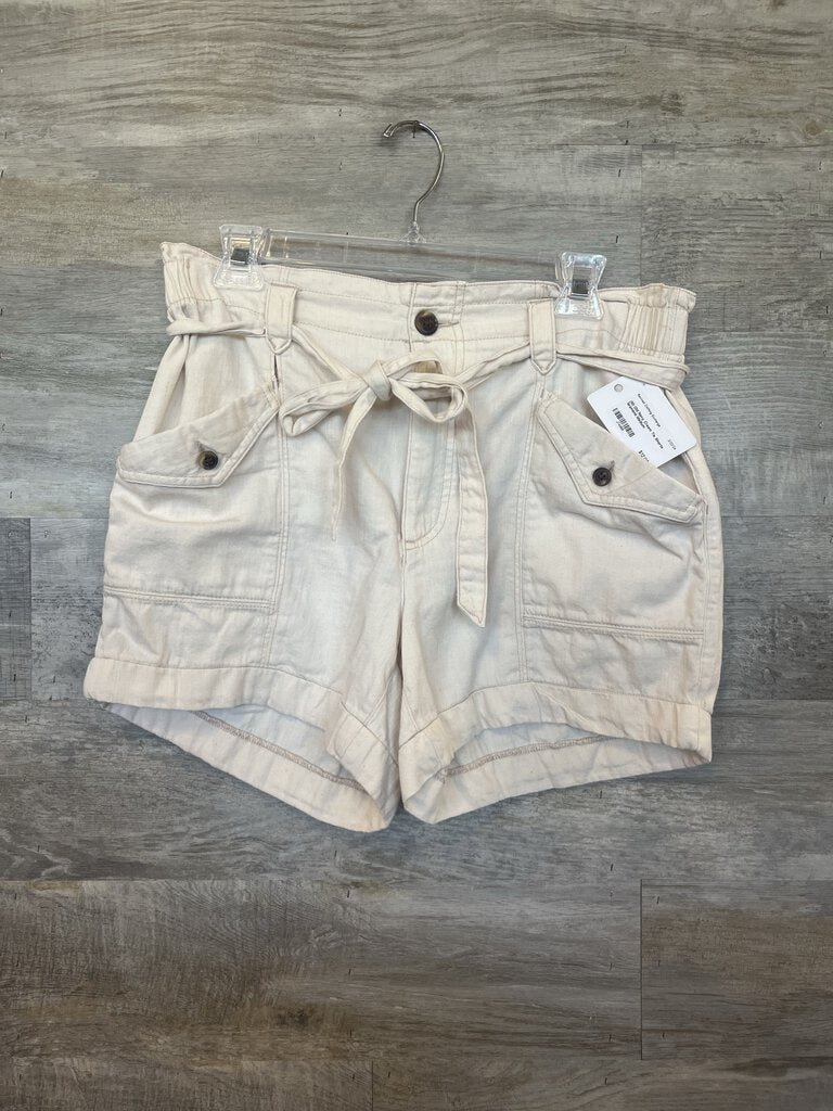 (M) Old Navy Cream Tie Shorts Womens