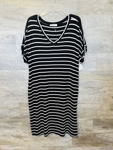(L) Zenana Black White Striped Dress Womens