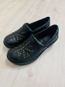(7) Born Black Cloggs Womens
