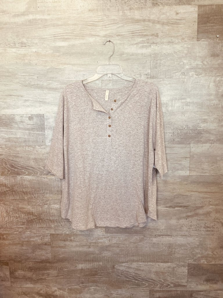 (M/L) Wishlist Gray Heathered Button Tee Women's