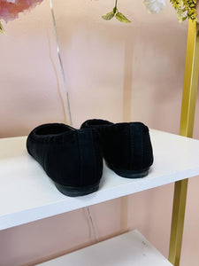 (11) Easy Spirit Black Flats Womens