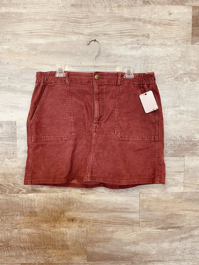 (14) American Eagle Maroon Corded Skirt Womens