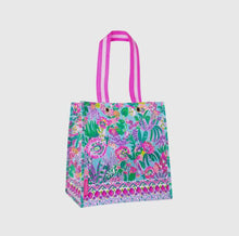 Load image into Gallery viewer, Lilly Pulitzer Market Shopper | Me &amp; My Zesty