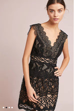 Load image into Gallery viewer, (2) Monique Lhuillier Black Lace Dress Womens