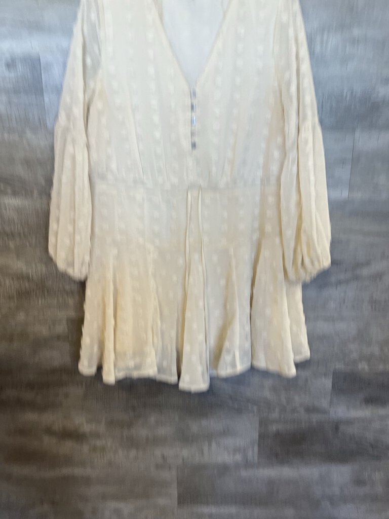 (M) Entro Cream Swiss Dot Dress Womens