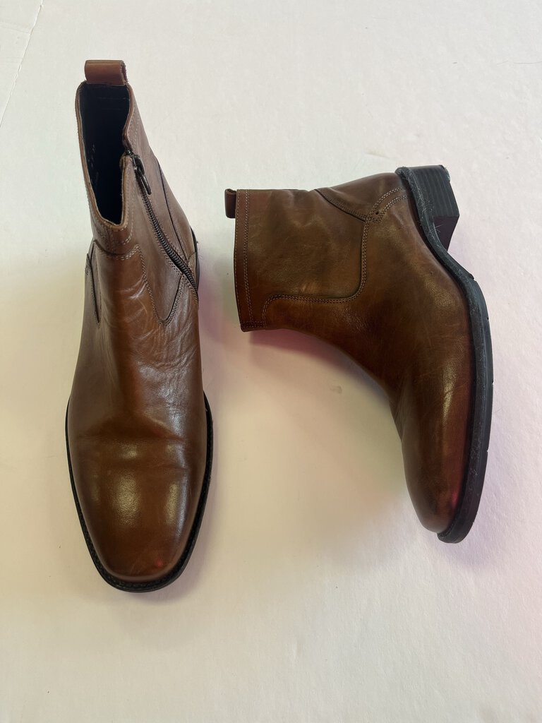 (8) Johnston & Murhpy Brown Leather Chelsea Boot Men's