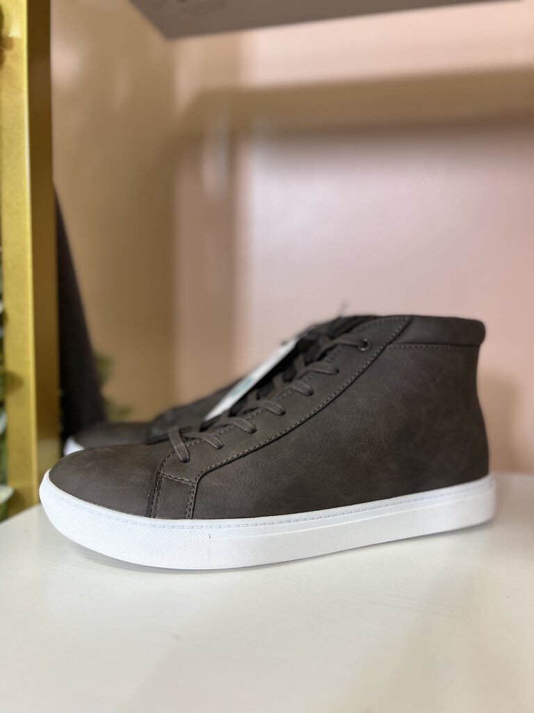 (10.5) Goodfellow Lace Up Sneaker Men's