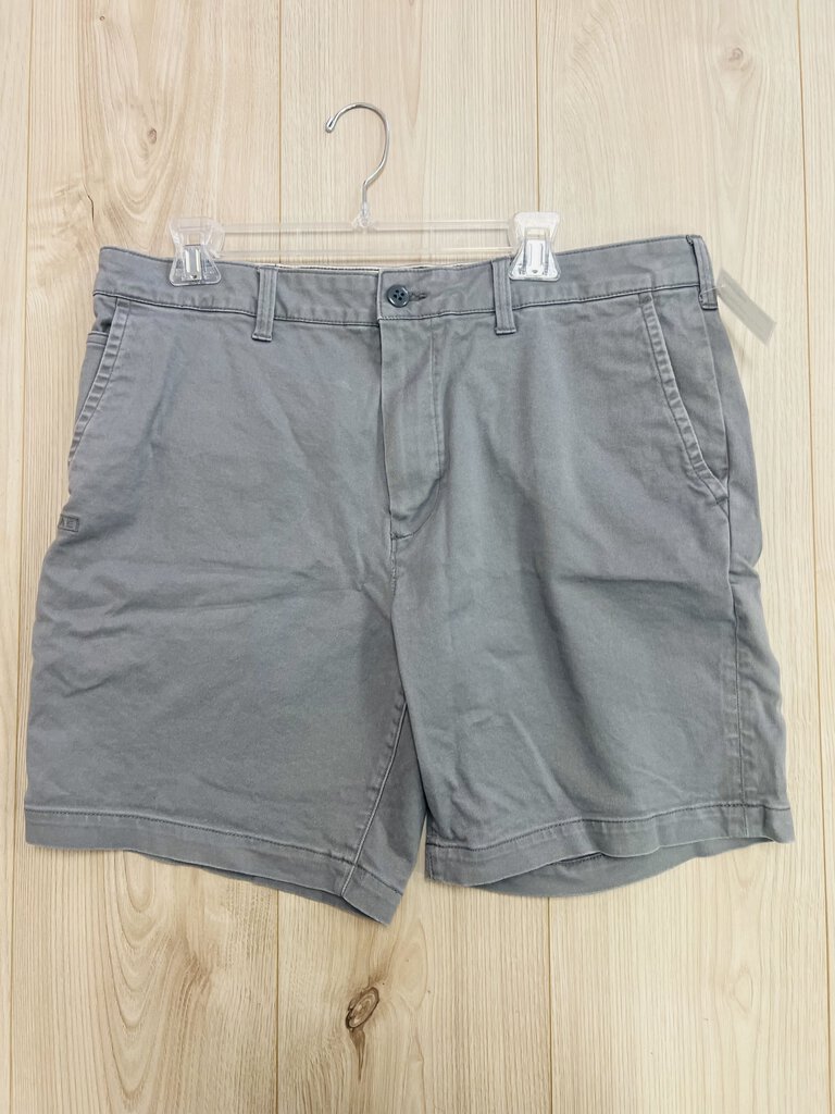(36) American Eagle Grey Cargo Shorts Mens