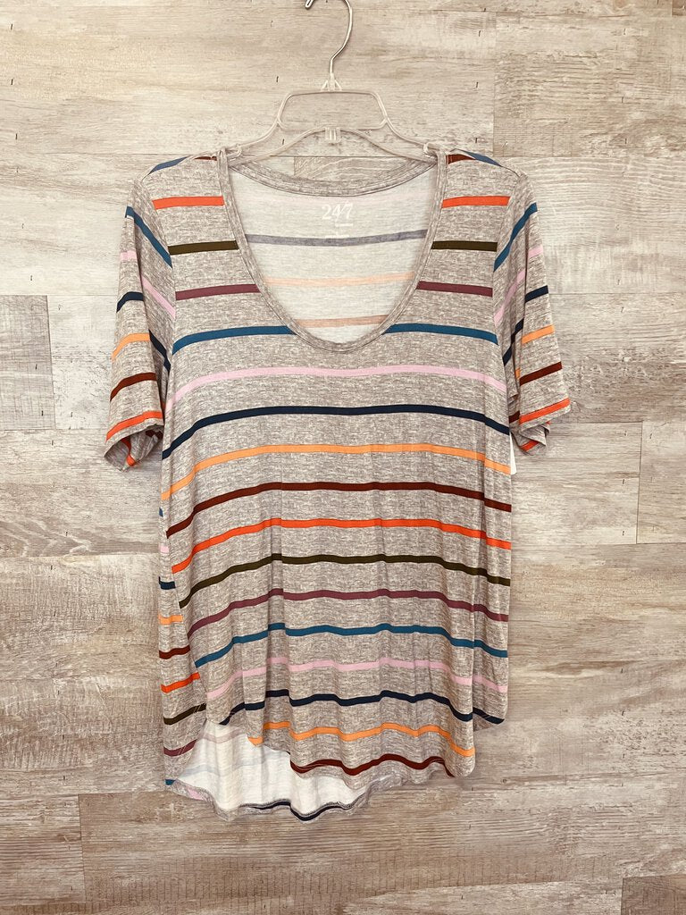 (Large) Maurice's Gray Striped Soft Tee Women's
