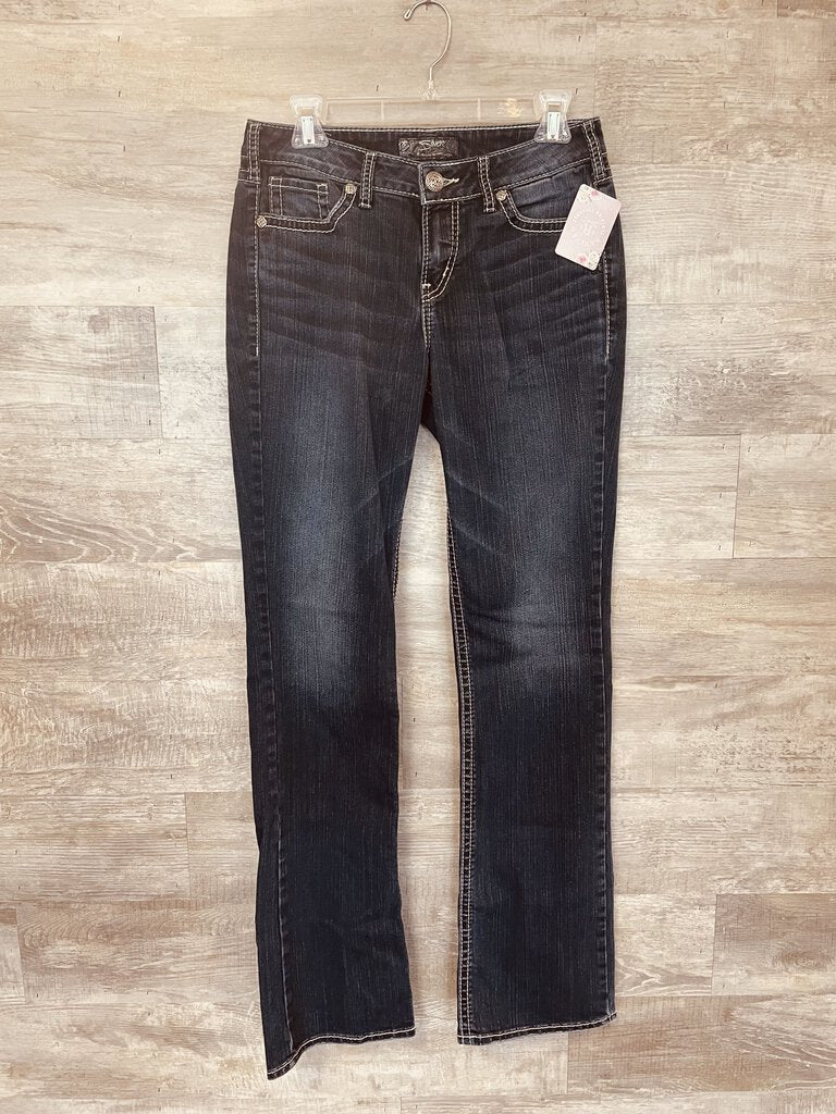 (30) Silvers Dark Wash Boot Cut Jeans Womens