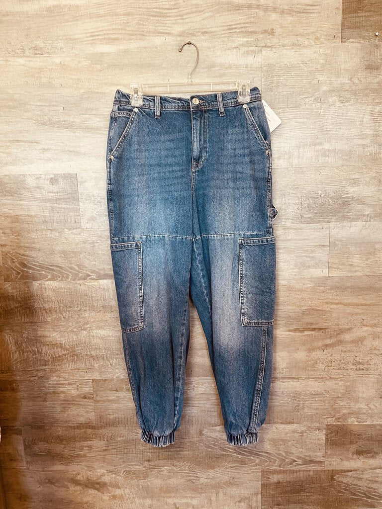 (28) Forever 21 Cargo Jogger Jeans Womens