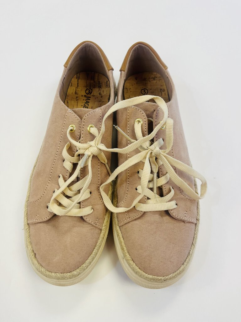 (9) Magellan Blush Sneaker Women's