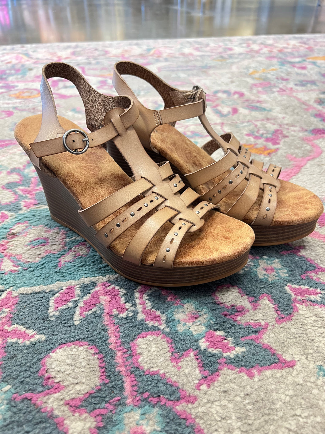 (8.5) Maurice's Brown Strappy Wedge Sandal Women's