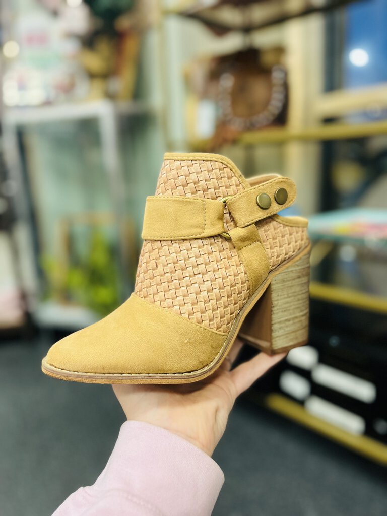 Cheyenne Tan Bootie