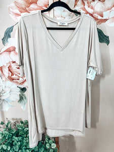 Sand V-Neck Tee