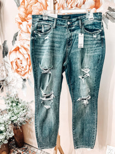 Judy Blue Mid Rise Boyrfriend Jean