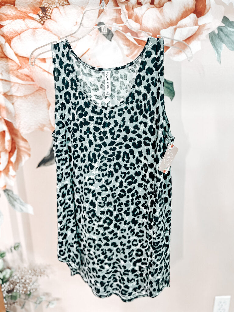 Color Alien Gray Leopard Tank Women's