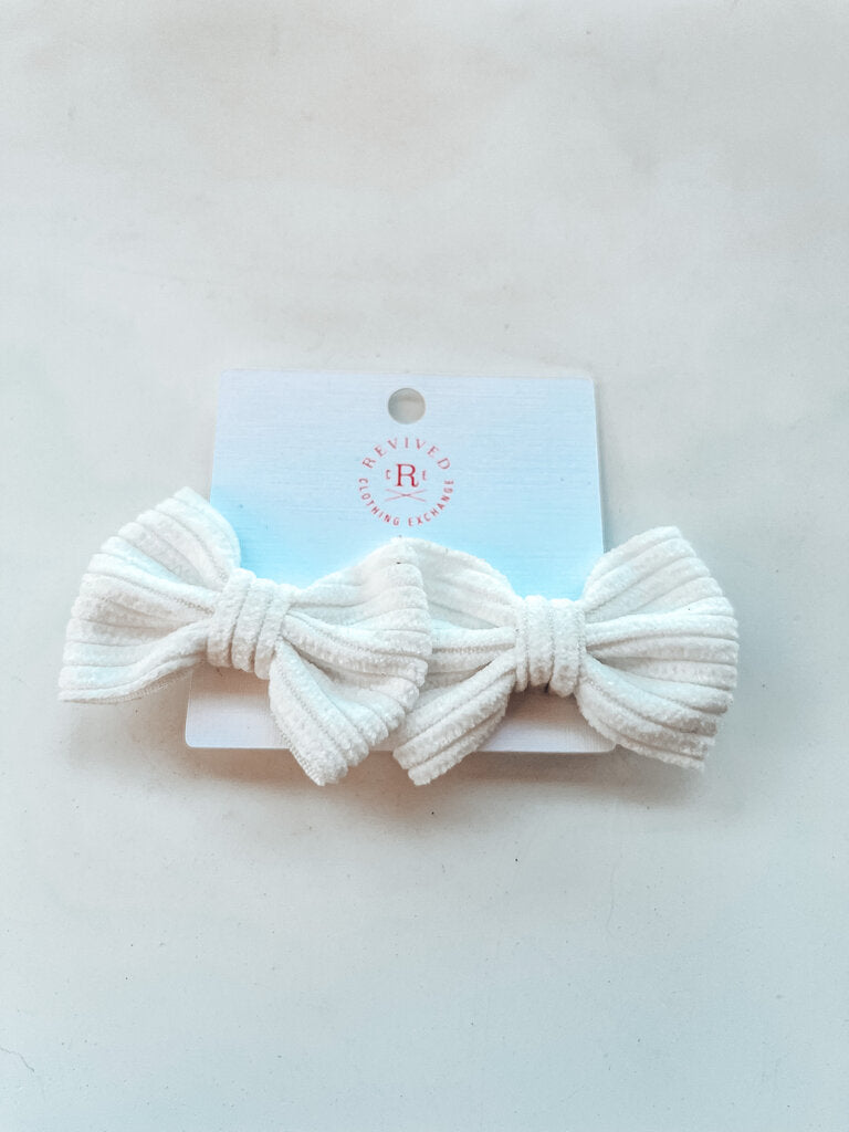 White Bow Set