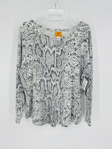 (1X) Ruby Rd Gray Snakeprint Tee Women's