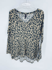 (XL) Boutique Tan Leopard Zipper Shirt Women's