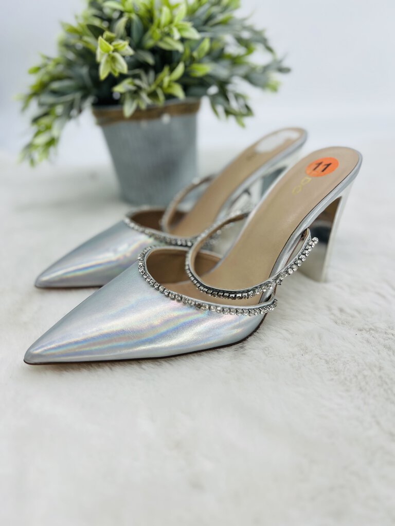 (11) Aldo Silver Rhinestone Heels Womens