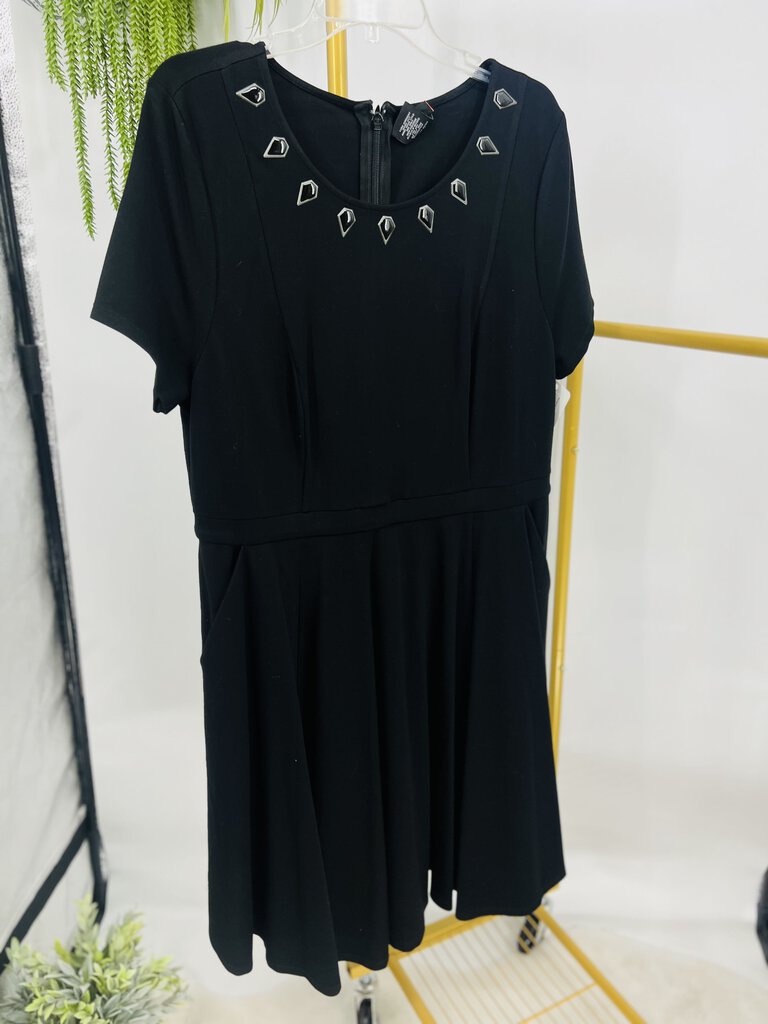 (18) Torrid Black Marvel Dress Women's