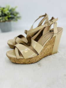 (8.5) Antonio Melani Nude Patent Wedge
