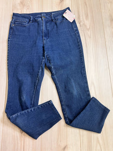 (8) Jill Denim Dark Wash Skinny Jeans Womens