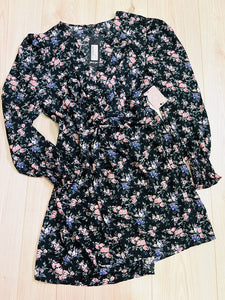 (22) Nasty Gal Black Floral Dress Womens