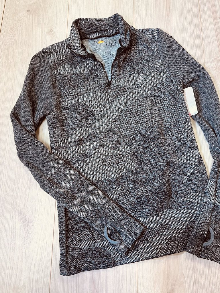 (S) C&C Gray Camo Athletic Pullover