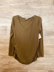 (1X) Heart & Hips Green Maternity Long Sleeve Womens