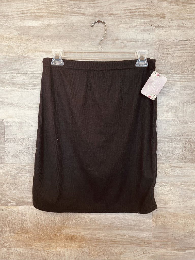 (16) Pretty Little Thing Black Skirt Womens